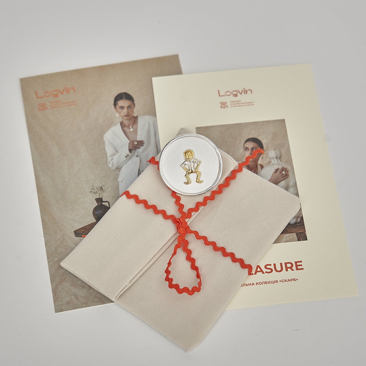 Brooch TREASURE-6